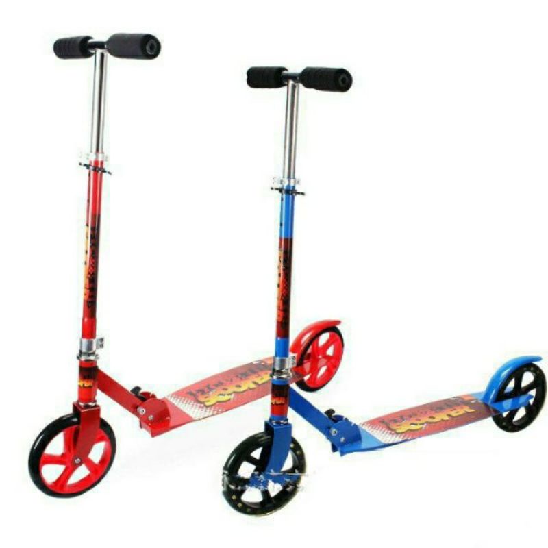 xe scooter trẻ em và người lớn