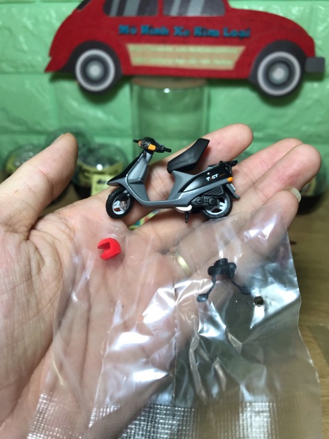 Mô hình xe máy Honda Tact (Tỉ lệ 1/32)