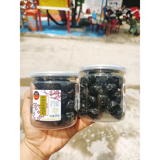 Ô mai xí muội mận đen (chua, mặn, ngọt) - lon pet 250gr cao cấp[Có sẵn] [Rẻ vô địch] [Siêu Sale]  [Giá hủy diệt]