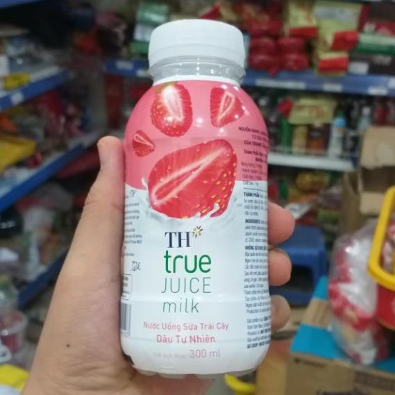Nước Uống Sữa Trái Cây Vị Cam /Dâu Của TH chai 330ml