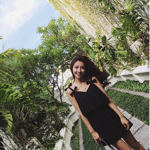 đồ bơi tay dàiÁo tắm màu đen lưới đỏ nữ suối nước nóng Hàn Quốc váy một mảnh bảo thủ bikini kích thước lớn giảm11 | BigBuy360 - bigbuy360.vn