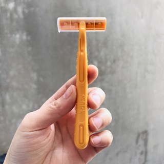 DẠO CẠO RÂU DU LỊCH SCHICK (DAO CẠO VÀNG)