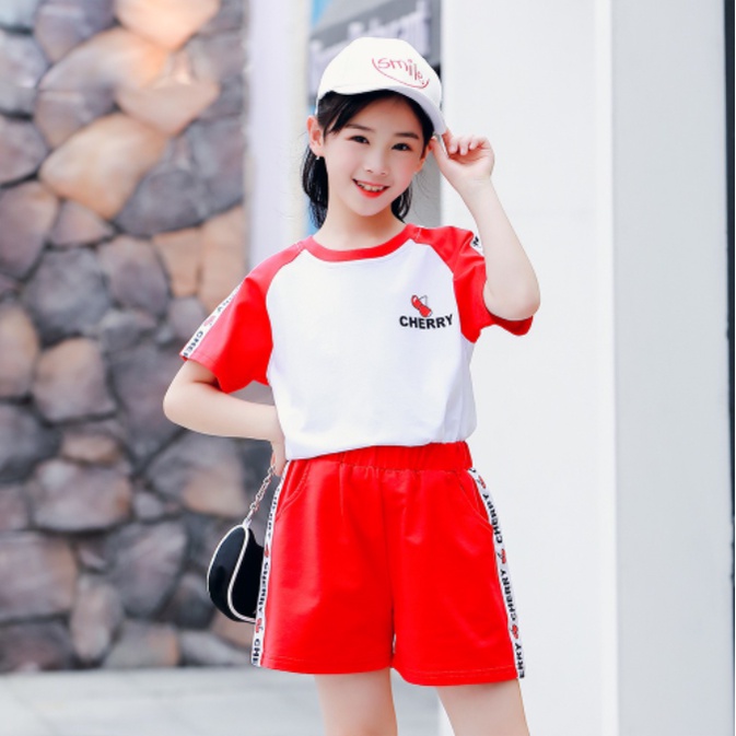 Bộ quần áo trẻ em mùa hè CHERRY dành cho bé gái 18-45kg. Thiết kế đẹp, chất liệu thoáng mát. MC04