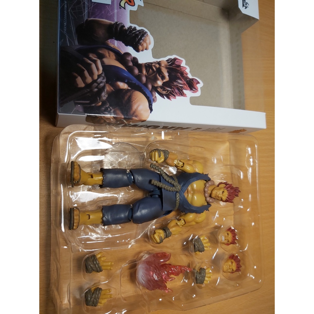 Nhân Vật AKUMA trong Street Fighter FIGMA action Figure 1:12 16cm