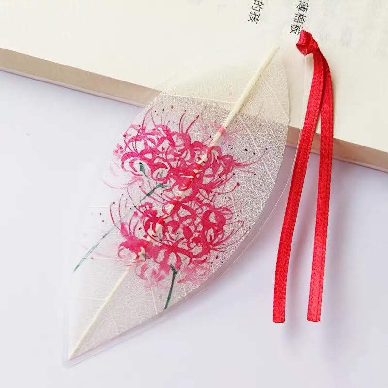 Bookmark gân lá hình hoa bỉ ngạn kẹp sách