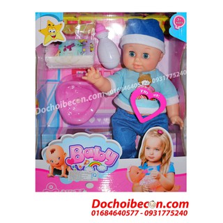 Búp bê Baby Doll bình sữa bé trai đội nón 1199: Biết nói, uống nước, đi vệ sinh (tè), mắt nhắm mở, da mặt và tay mềm