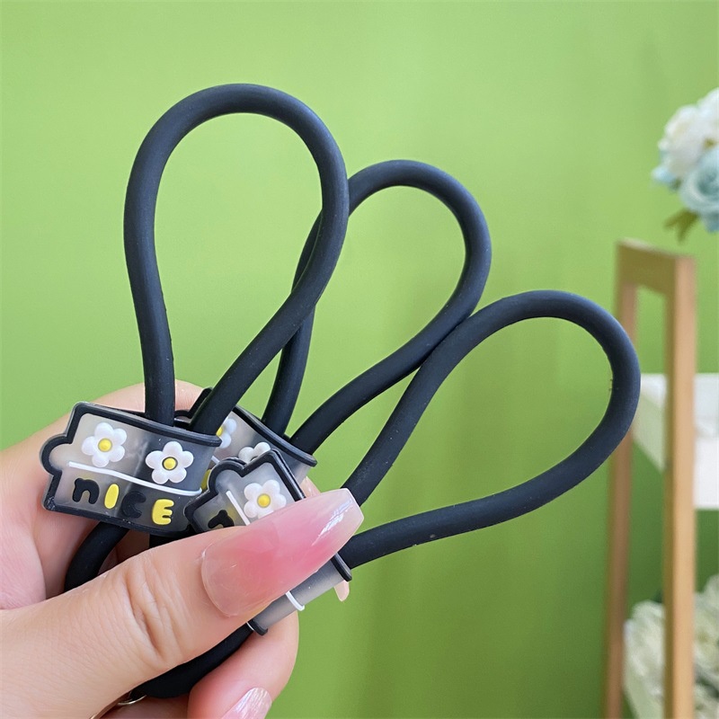 Móc Khóa Xe Hơi Hình Phi Hành Gia Bằng Acrylic Màu Vàng Đen Sáng Tạo