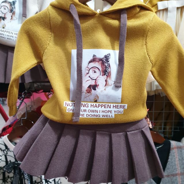 Sét len bé gái