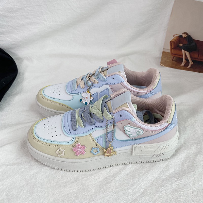 Giày thể thao thời trang linh