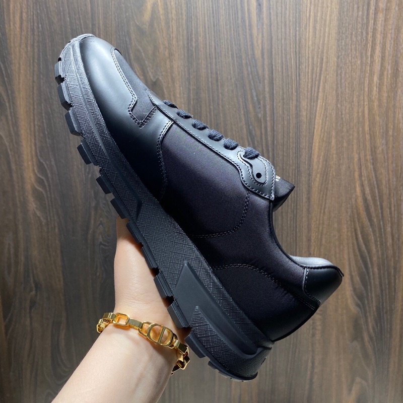 Giày thể thao nam cao cấp logo thương hiệu Prada phối da thật thoáng khí đế cao su chống mài mòn