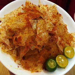Bánh tráng khô bò tỏi siêu cay
