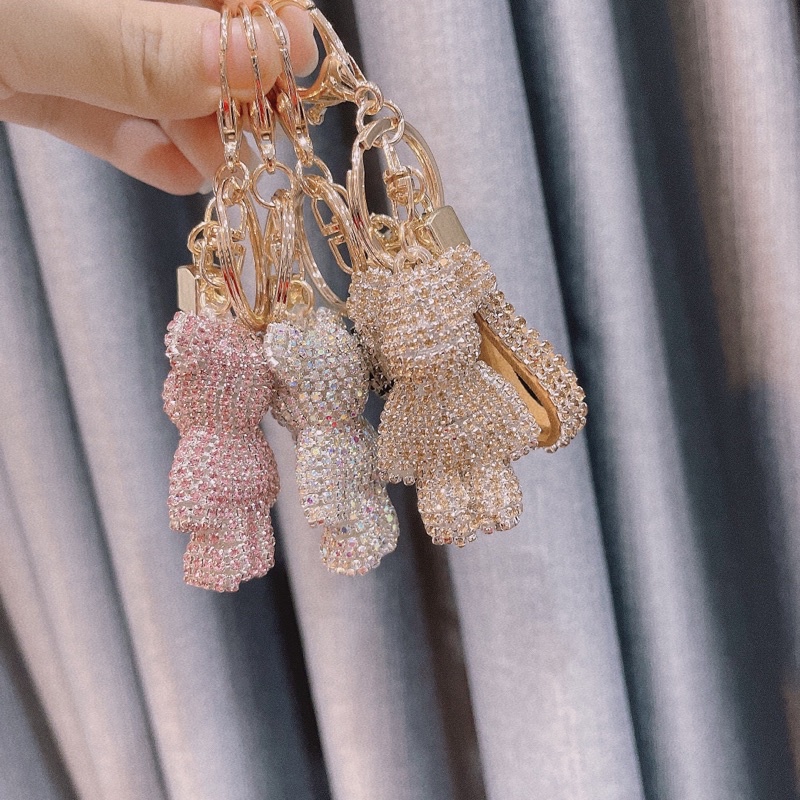 Gấu Đá treo túi