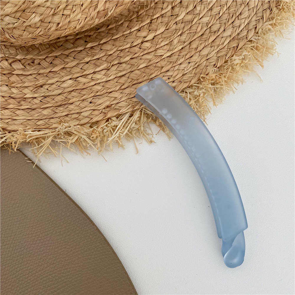 Kẹp tóc bằng acrylic màu sắc ngọt ngào phong cách thời trang cho nữ