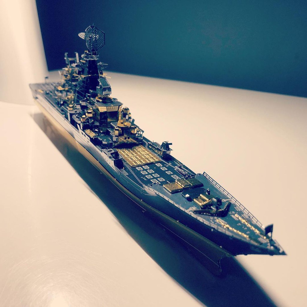 Chưa Ráp Mô Hình Thép 3D Piececool Tàu Chiến Tuần Dương Hạm Hải Quân Nga Pyotr Velikiy Lớp Kirov