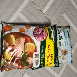 Hạt nêm knorr thịt thăn xương ống và tuỷ 900g