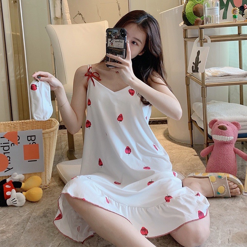 Váy Đầm ngủ 2 dây⚡️FREESHIP⚡️ Đồ ngủ hoạ tiết dâu tây xinh, Đồ mặc nhà dễ thương vải đẹp thoáng mát | BigBuy360 - bigbuy360.vn