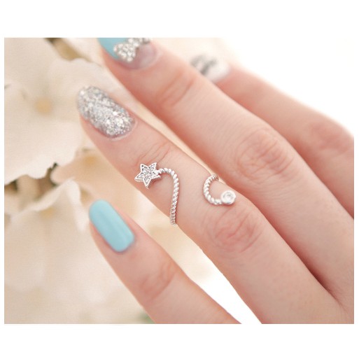 Nhẫn xoắn - Chất liệu hợp kim mạ vàng đính đá