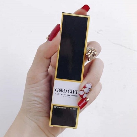 Nước hoa mini Good girl nữ 20ml dạng xịt- mẫu 4d- Mùi Goodgirl