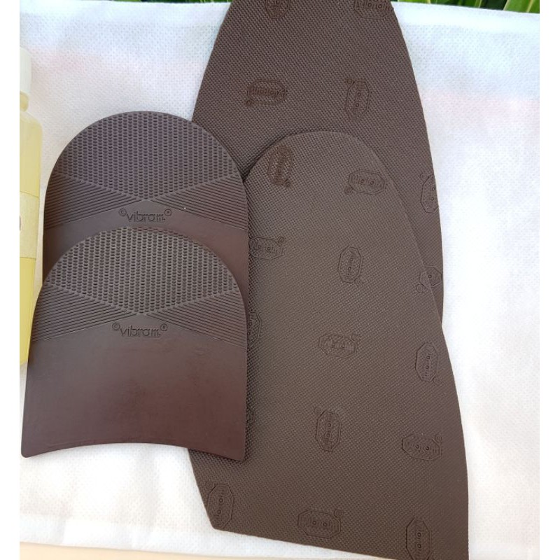 Miến dán giày Vibram trước sau