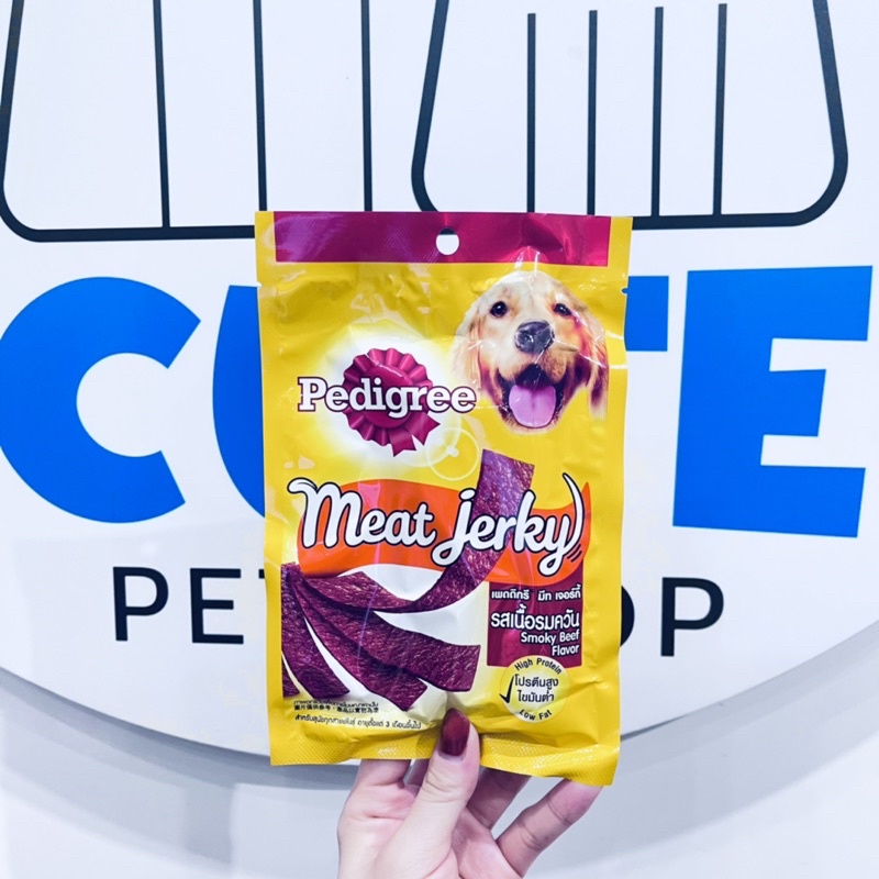 Thức ăn vặt cho chó Pedigree Meat Jerky vị bò xông khói dạng que 80g