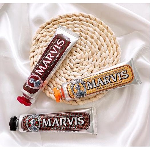 Kem Đánh Răng Marvis cao cấp của Ý giúp sáng răng sạch mảng bám với 7 mùi hương cực kì lôi cuốn 85ml