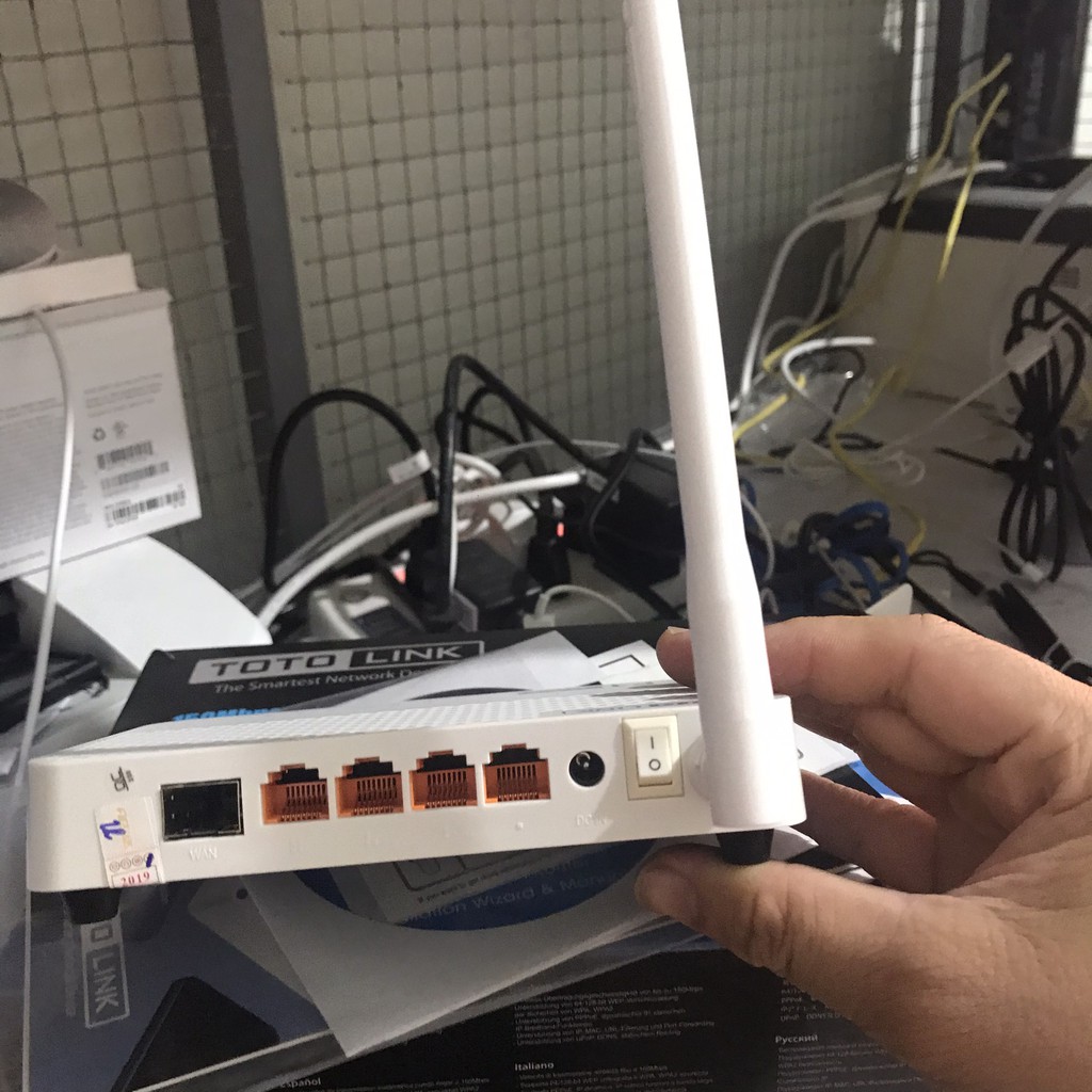 Modem Quang. AON Totolink F1 hàng mới nguyên hộp