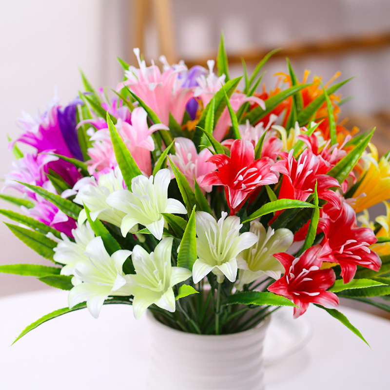 Chùm hoa lily giả 7 bông dùng làm vòng hoa/bó hoa cô dâu/trang trí mặt bàn tại nhà thủ công dịp Valentine