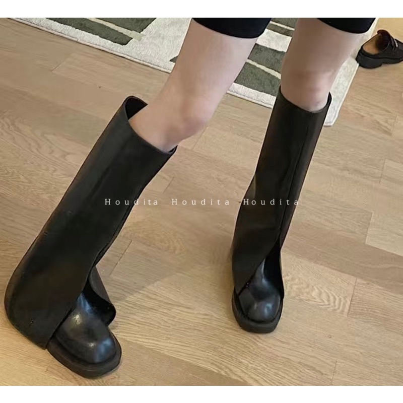 Giày boot cổ cao đế thấp thời trang nữ cá tính năng động - HOUDITA - SBMV-005