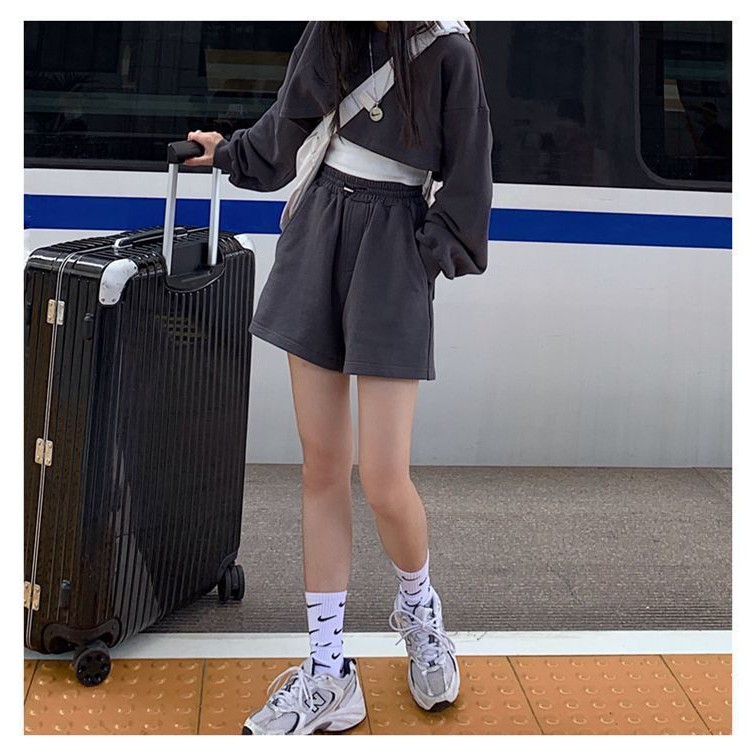 Set Áo Lửng Tay Ngắn Và Quần Dài Thời Trang Dành Cho Nữ