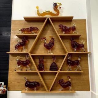 Vỏ chai thủy tinh hình con Dê