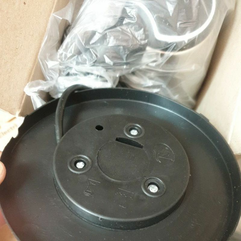 Ấm Siêu Tốc Rẻ 1,8 Lít