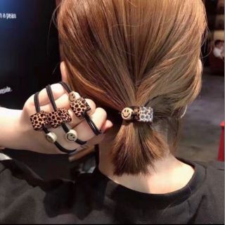 CỘT TÓC HÀN QUỐC MẶT CƯỜI MẪU MỚI NHẤT