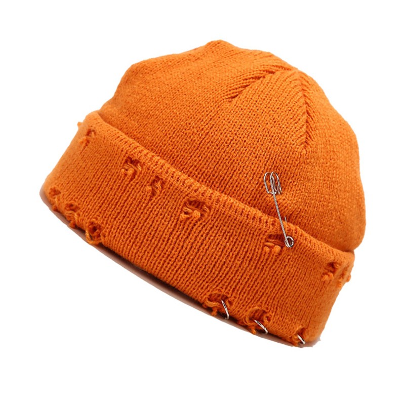Mũ beanie dệt kim thiết kế lỗ lõm hình tròn trang trí vòng và ghim băng thời trang mùa đông