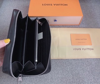 Clutch lv cầm tay
