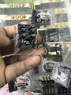 1 Bộ rơ le và Đế