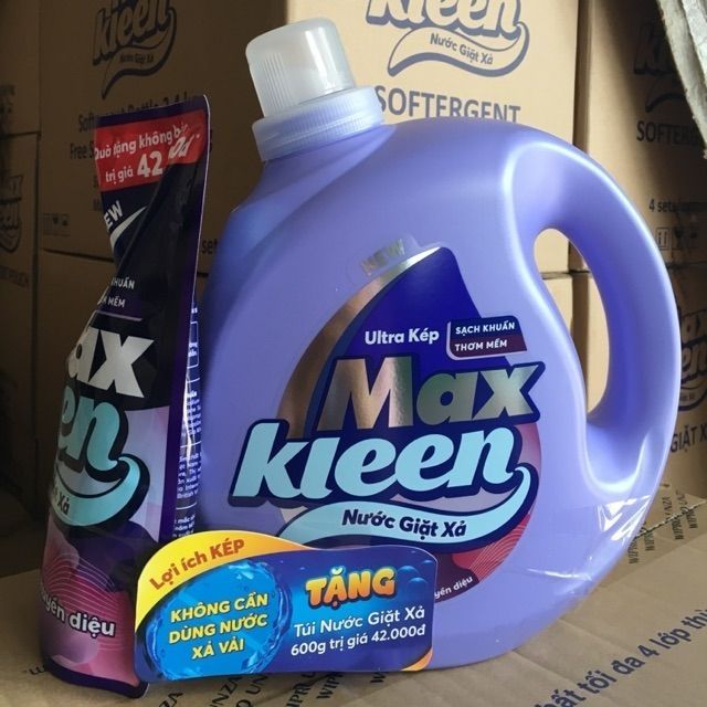 Nước Giặt Xả MaxKleen Ultra Kép chai 2.4kg tặng kèm túi 600g