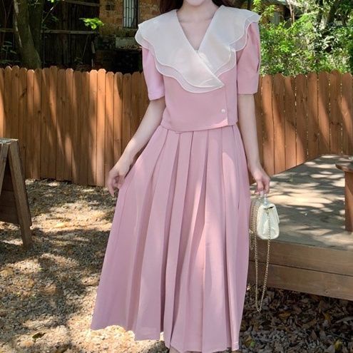 2022 summer new French bubble sleeve temperament lotus leaf collar short jacket + A pleated skirt two sets