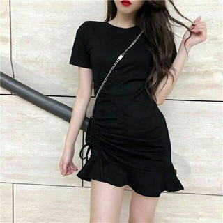 Đầm Rút Bên Đuôi Cá