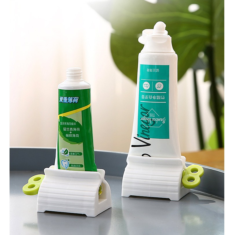 Dụng cụ lấy kem đánh răng kiểu vặn ốc, kẹp ép kem đánh răng, nặn kem đánh răng dạng cuốn siêu tiện ích.