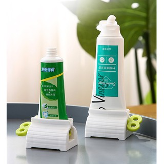 Dụng cụ lấy kem đánh răng kiểu vặn ốc, kẹp ép kem đánh răng, nặn kem đánh răng dạng cuốn siêu tiện ích.