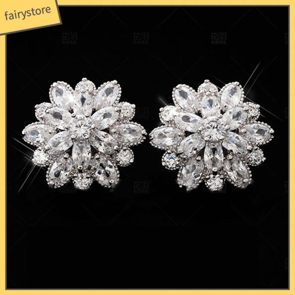 Khuyên tai đính đá cubic zirconia giả