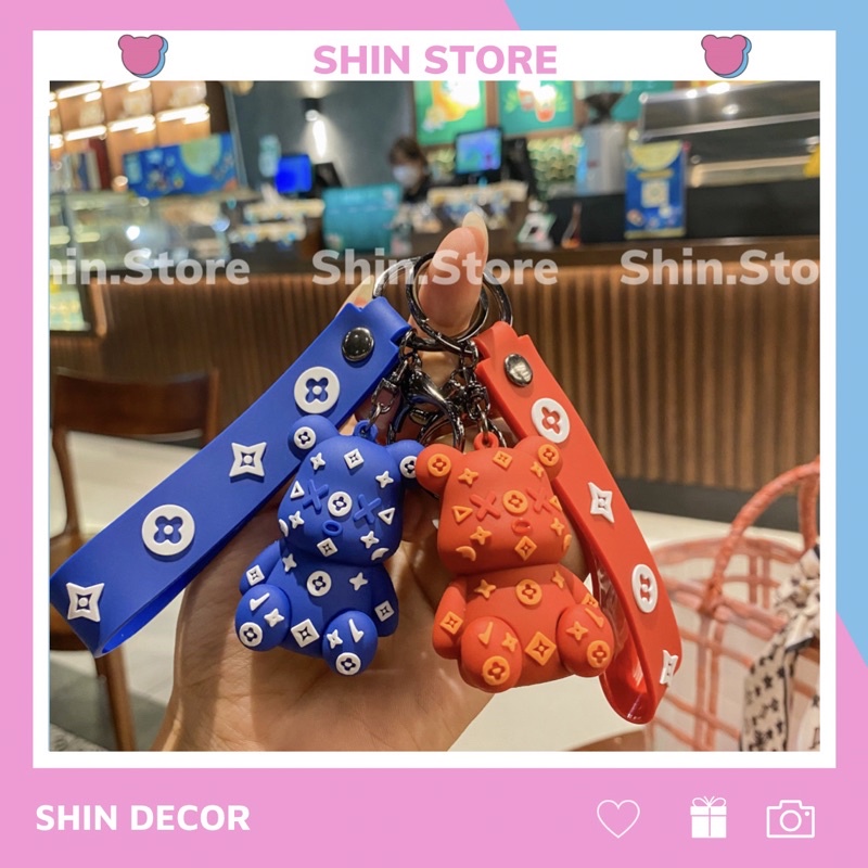 Móc khoá Bearbrick sang chảnh supreme , Phụ kiện móc khoá túi xách gấu hàn quốc dễ thương Bearbrick hot trend tiktok