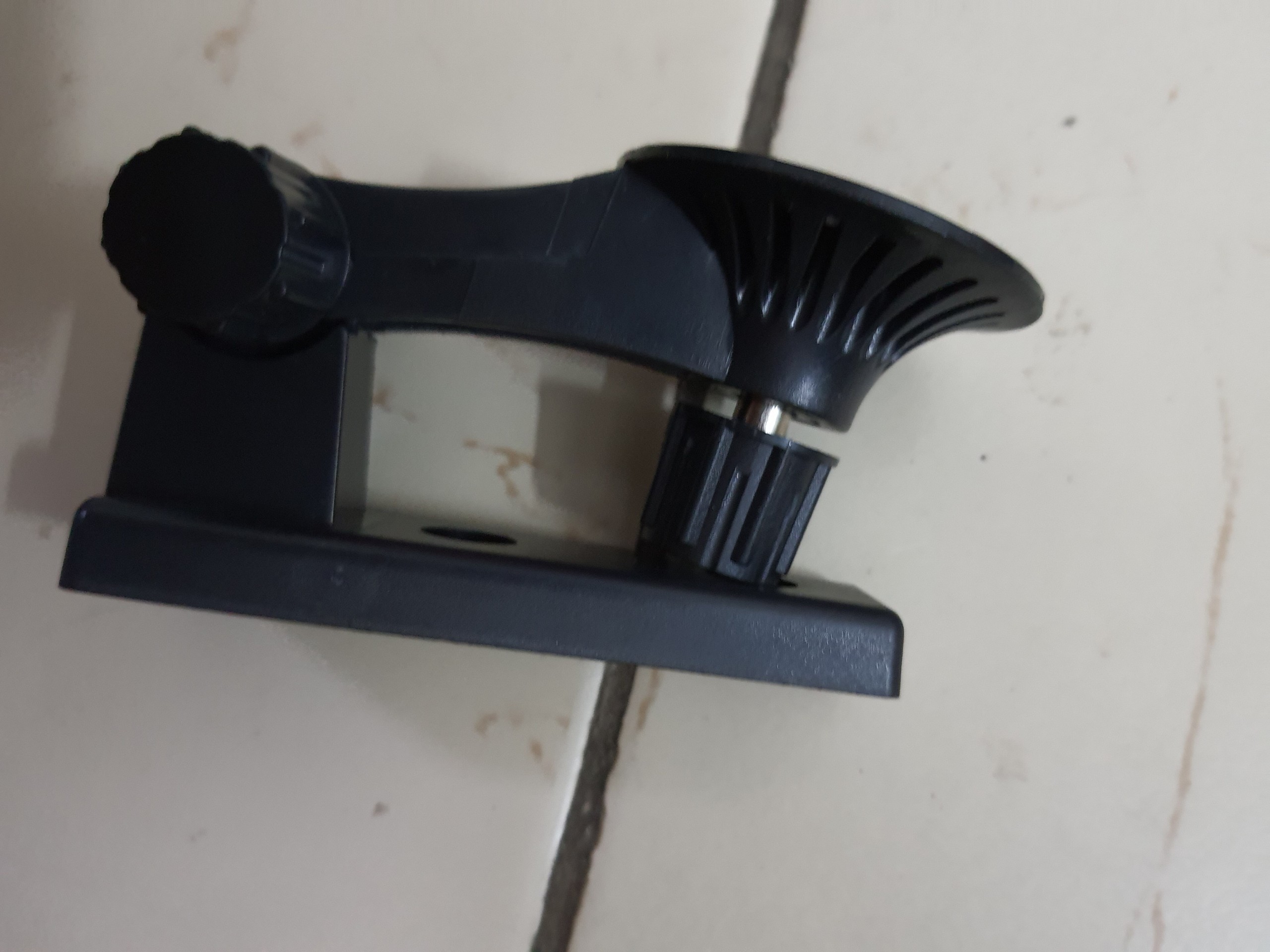 Chân đế treo camera trong nhà loại có bulong 8mm( YooSee......)