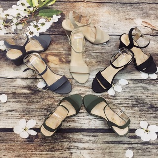 Sandal Charles & Keith da mềm 7p