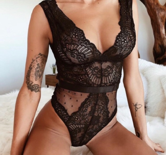 Bodysuit dây đan ngực | BigBuy360 - bigbuy360.vn
