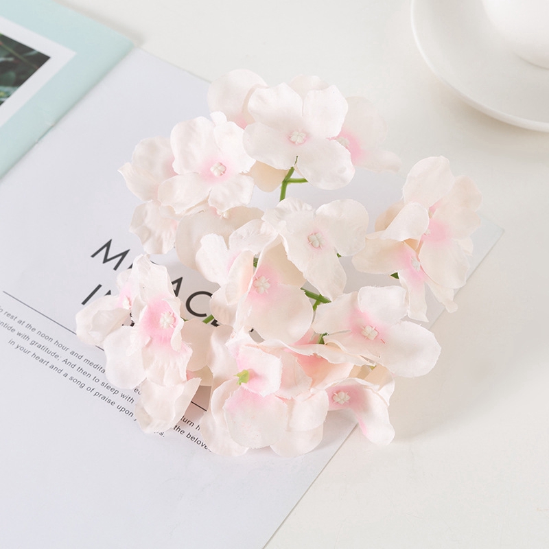 Bó hoa cẩm tú cầu nhân tạo trang trí tiệc cưới có 9 màu sắc khác nhau