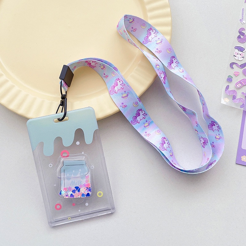 Vỏ Đựng Thẻ ID/Thẻ Tên Kèm Móc Khóa Thiết Kế Trong Suốt Di Động Tiện Dụng