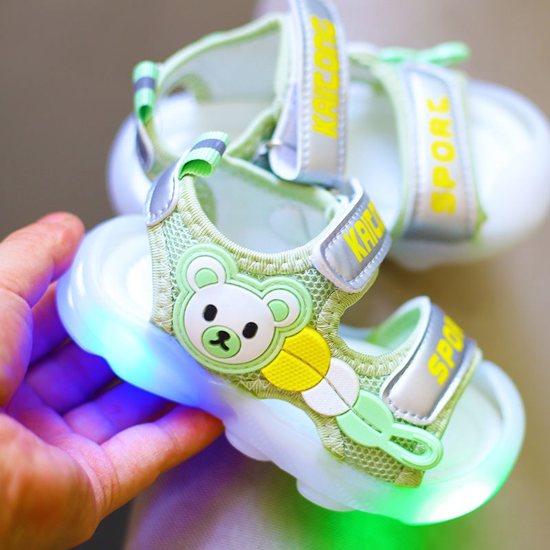 Xăng đan Chống Đá Có Đèn Thời Trang Mùa Hè 2022 Cho Bé 1-6 Tuổi