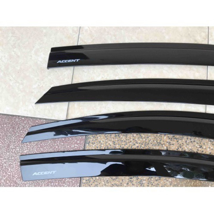 Vè che mưa ô tô mạ chỉ crom, che mưa làm bằng ACRYLIC cao cấp dùng cho xe Everest, Ranger, Xpander, Innova, Fortuner