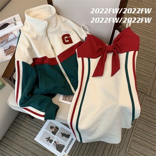 Xiaoxiangfeng suit for women in the early autumn of 2022, the new high-grade temperament coat shows thin and covers the meat halter skirt with two sets.